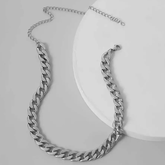 Unisex Silver Cuban Statement Necklace - Picture 8 of 9